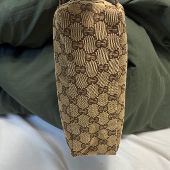 Gucci Tan and Brown Monogram Pouch 9x6x4 - Picture 6 of 12